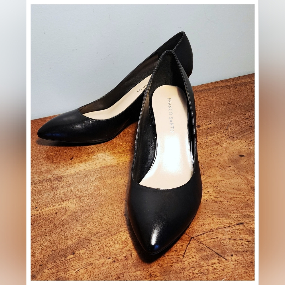 NWT Franco Sarto Black Leather Wedge Heels